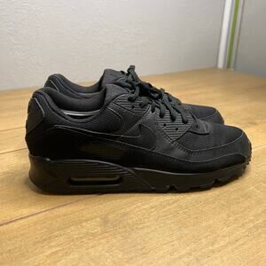Nike Air Max 90 Triple Black Sneakers Men’s Size 11 CN8490-003 All Black run